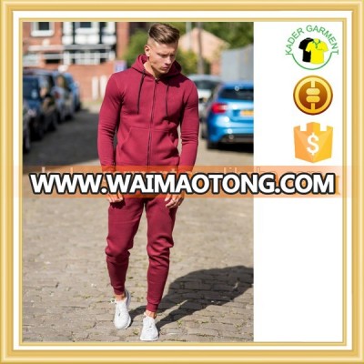 Wholesale tight fitted mens tracksuit custom gym tracksuit